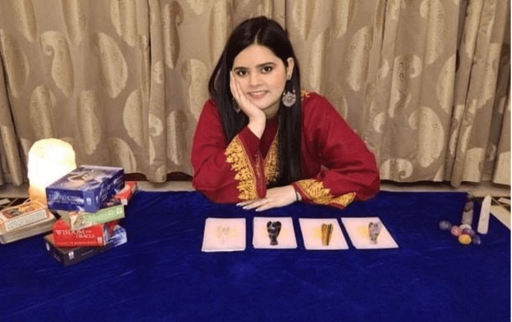The Topical Dialogue With Tarot Card Reader Akriti&nbsp;Bhatia
